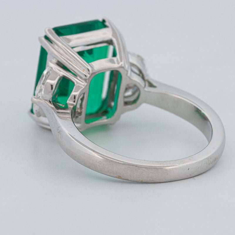 6.40 CT Green Emerald Trilogy Ring (LG) - ZIZOV DIAMONDS