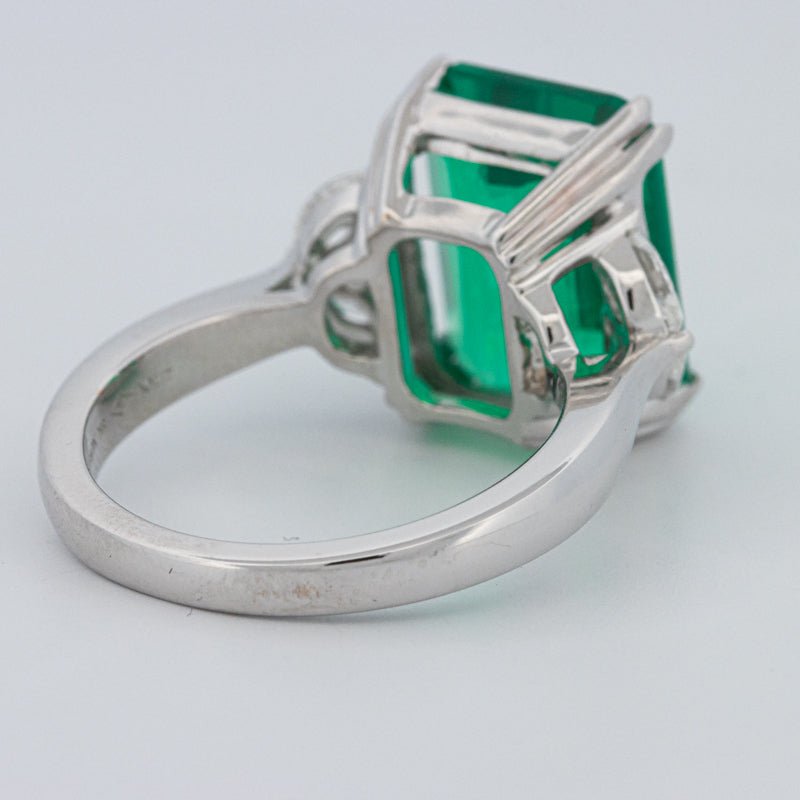 6.40 CT Green Emerald Trilogy Ring (LG) - ZIZOV DIAMONDS