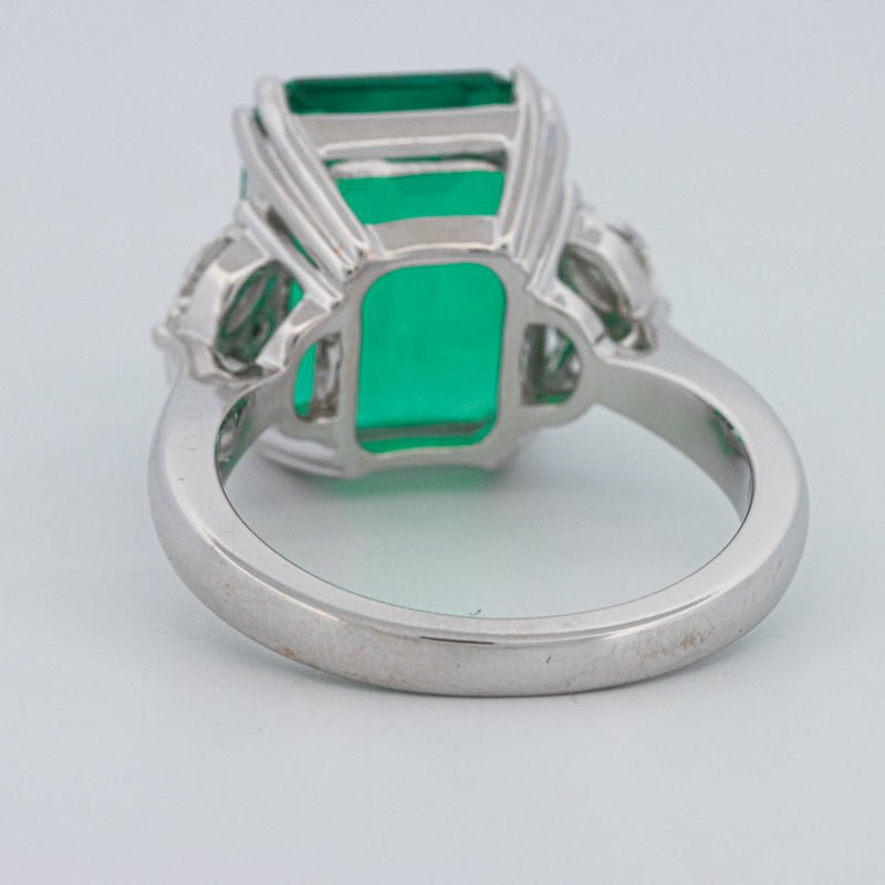 6.40 CT Green Emerald Trilogy Ring (LG) - ZIZOV DIAMONDS