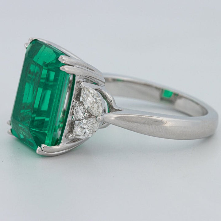 6.40 CT Green Emerald Trilogy Ring (LG) - ZIZOV DIAMONDS