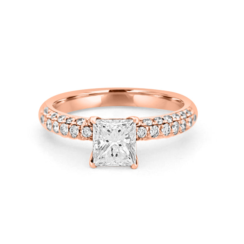 Princess Cut Solitaire Pave-ring