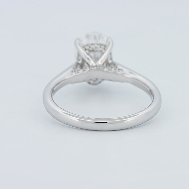 "Finese" Oval Cut Underhalo Solitaire (LG)