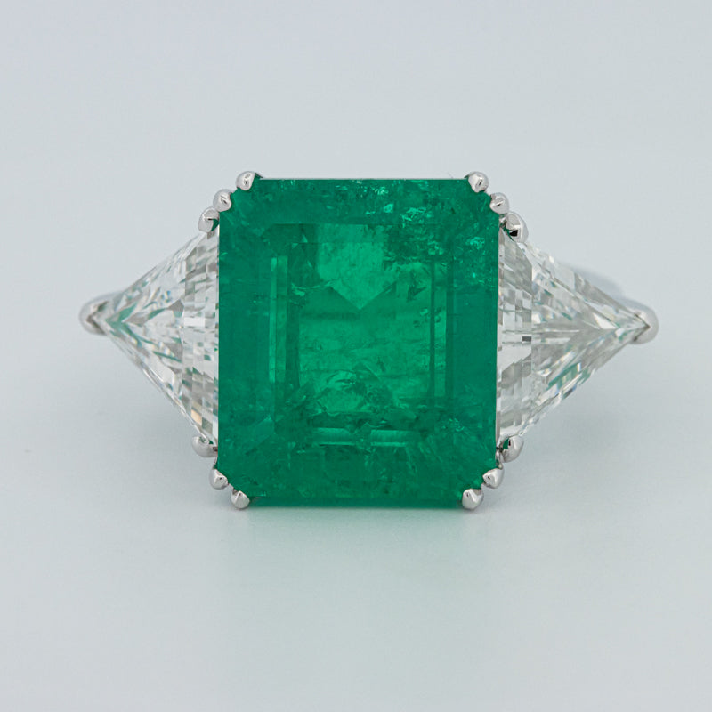 7 CT Green Emerald Trilogy Ring (LG)