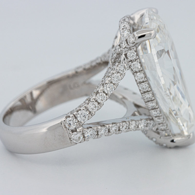 The “Gaia” Solitaire (LG)