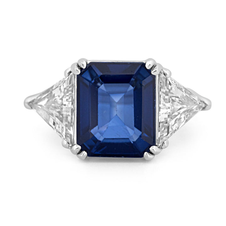 Pierścionek Trilogy z niebieskim szafirem 7.60 CT (LG)