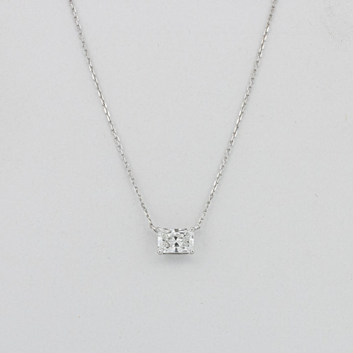 Colgante Clásico Corte Radiante de 1.07 CT (LG)