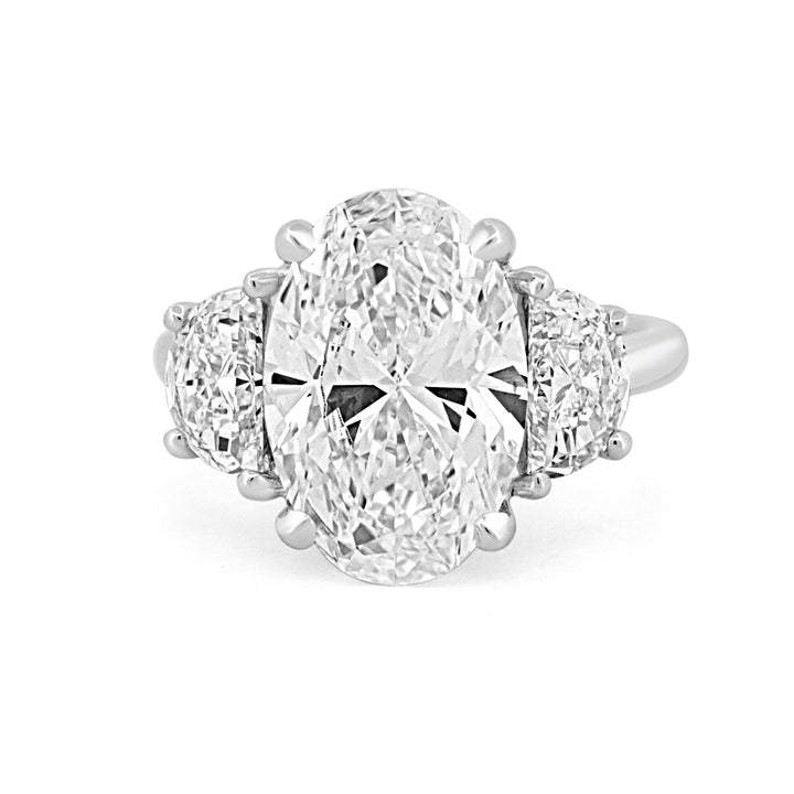 5 CT "Moonlight" Ovale Trilogy Ring (LG)