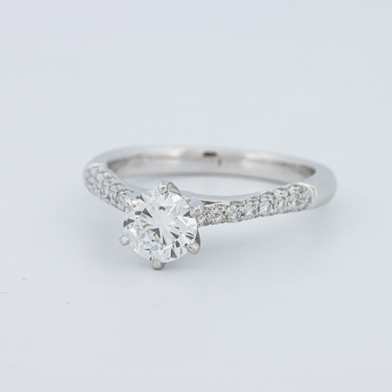 Round Cut Pavé Solitaire (LG)