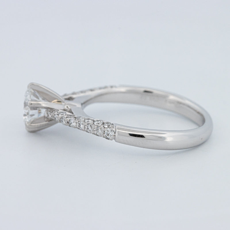 Round Cut Pavé Solitaire (LG)