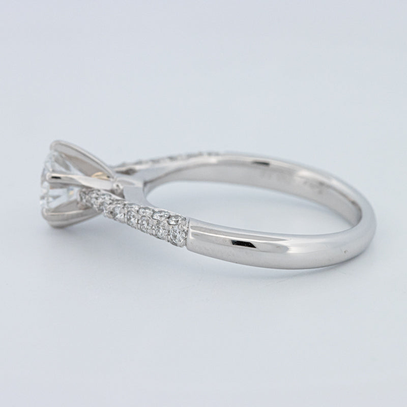 Round Cut Pavé Solitaire (LG)