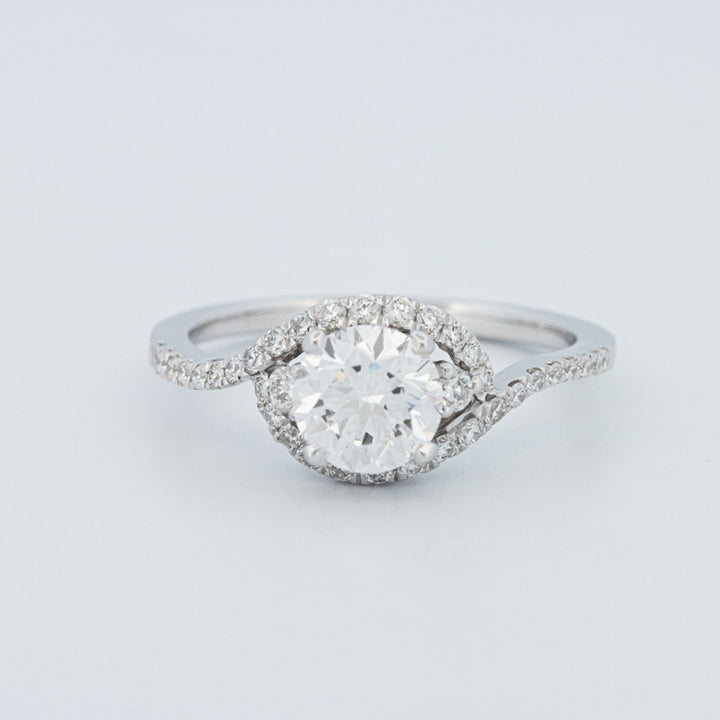 Round Cut Twist Band Pavé Solitaire (LG)