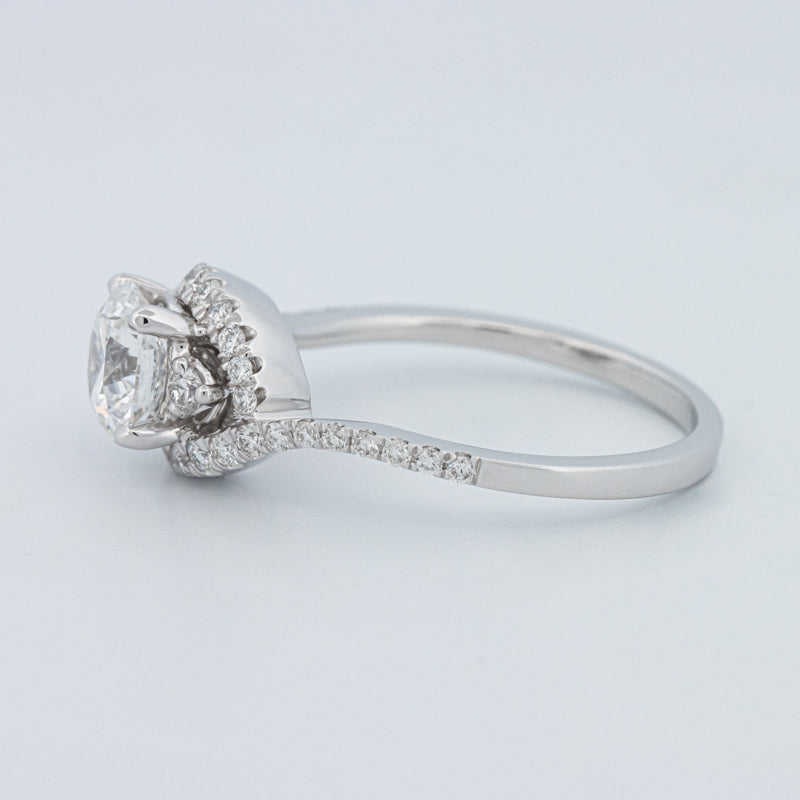 Round Cut Twist Band Pavé Solitaire (LG)