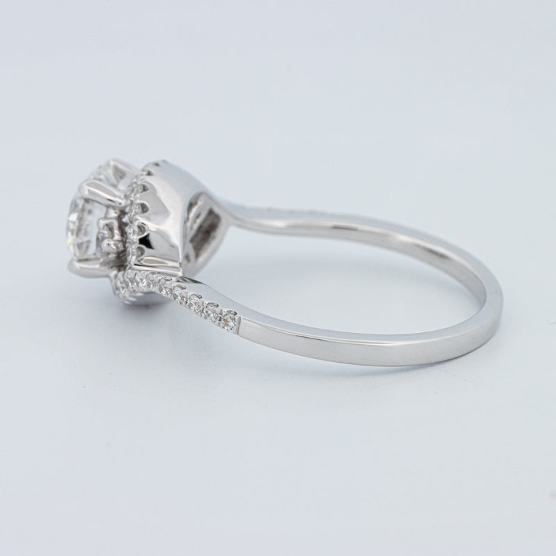 Round Cut Twist Band Pavé Solitaire (LG)