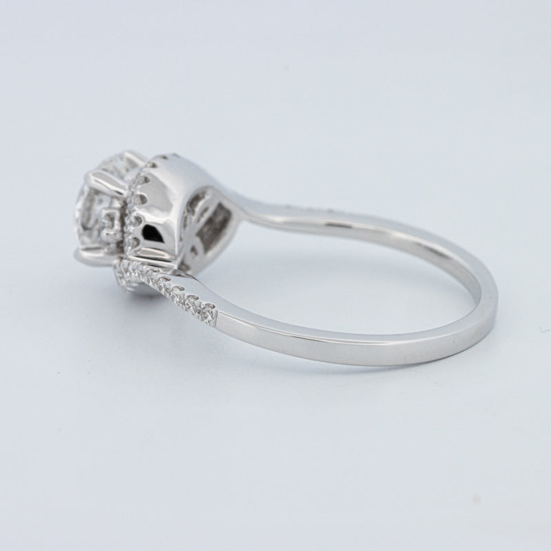 Round Cut Twist Band Pavé Solitaire (LG)