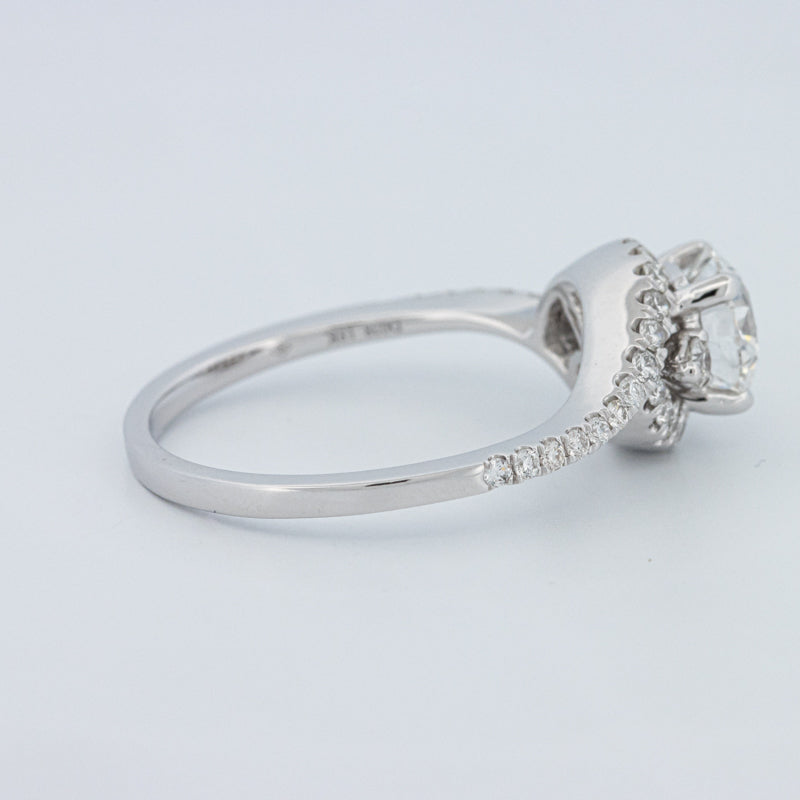 Round Cut Twist Band Pavé Solitaire (LG)