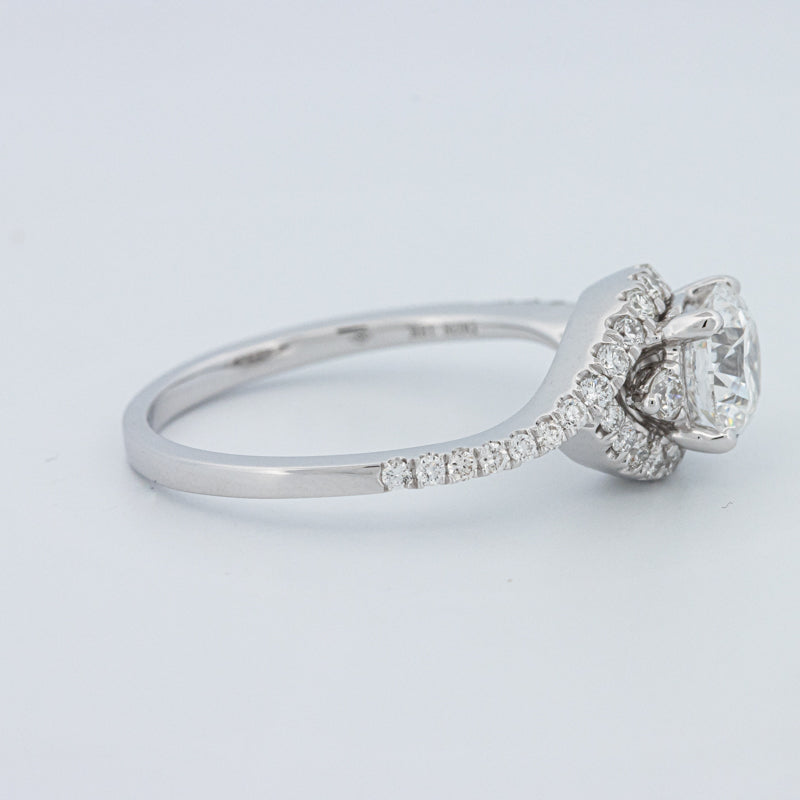 Round Cut Twist Band Pavé Solitaire (LG)