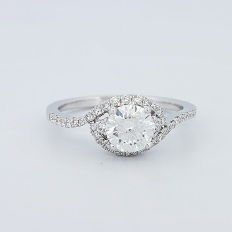 Round Cut Twist Band Pavé Solitaire (LG)