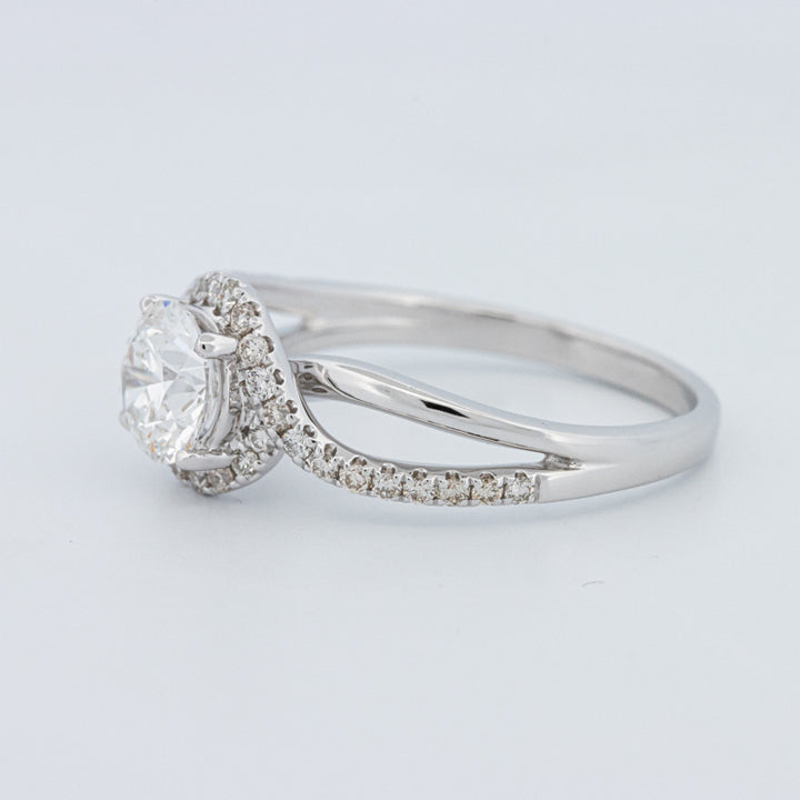 Round Cut Twist Band Pavé Solitaire (LG)