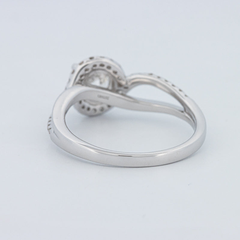 Round Cut Twist Band Pavé Solitaire (LG)