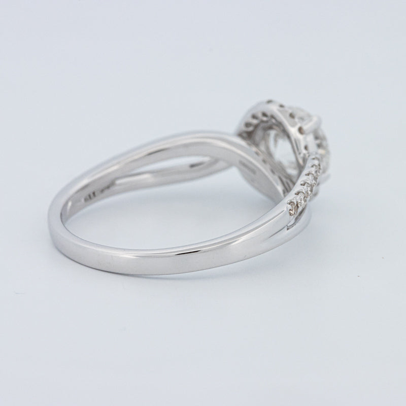 Round Cut Twist Band Pavé Solitaire (LG)