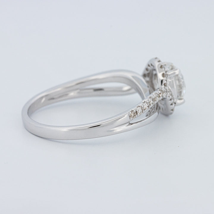 Round Cut Twist Band Pavé Solitaire (LG)