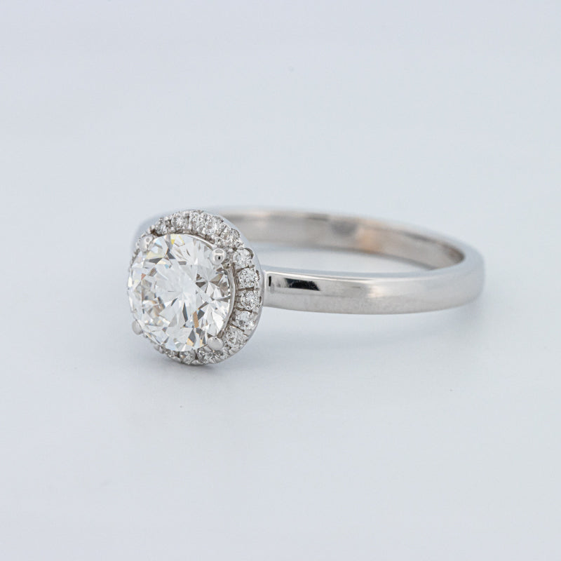 Round Cut Halo Solitaire (LG)