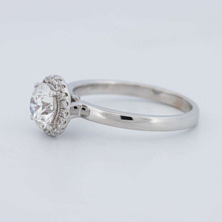 Round Cut Halo Solitaire (LG)