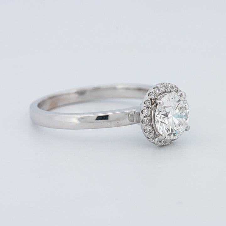 Round Cut Halo Solitaire (LG)