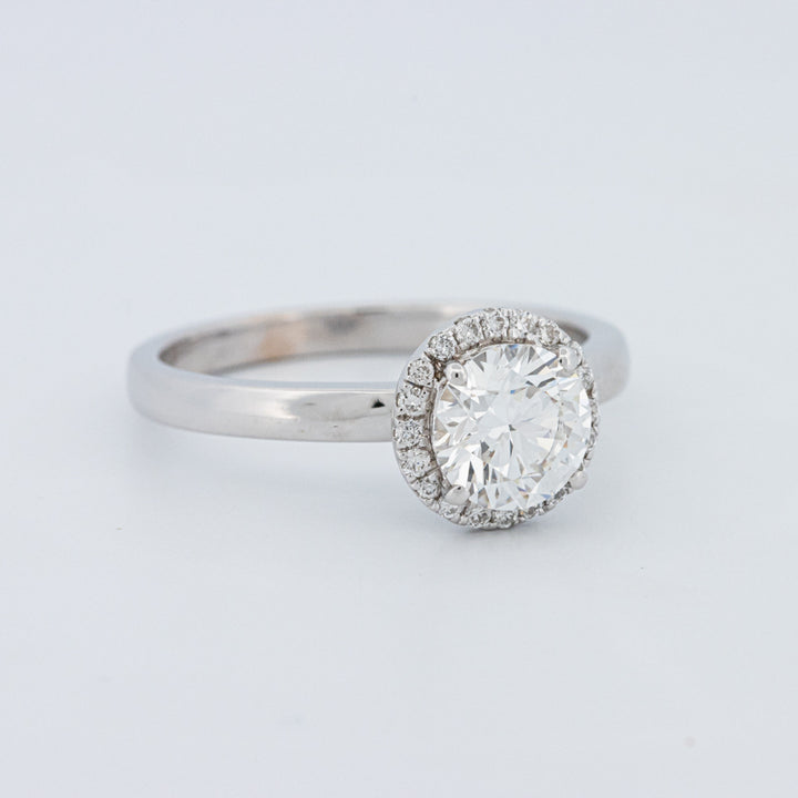 Round Cut Halo Solitaire (LG)