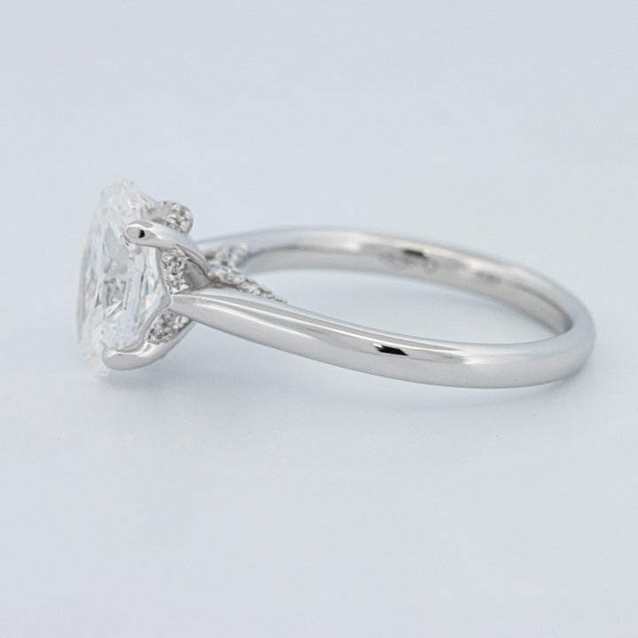 "Finese" Oval Cut Underhalo Solitaire (LG)