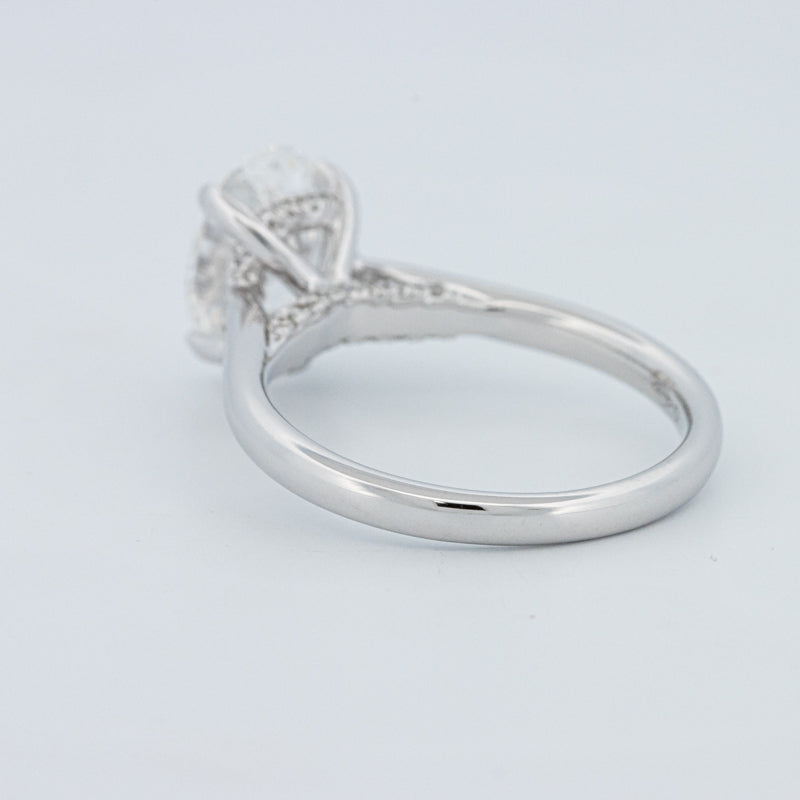 "Finese" Oval Cut Underhalo Solitaire (LG)