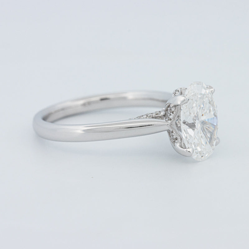 "Finese" Oval Cut Underhalo Solitaire (LG)