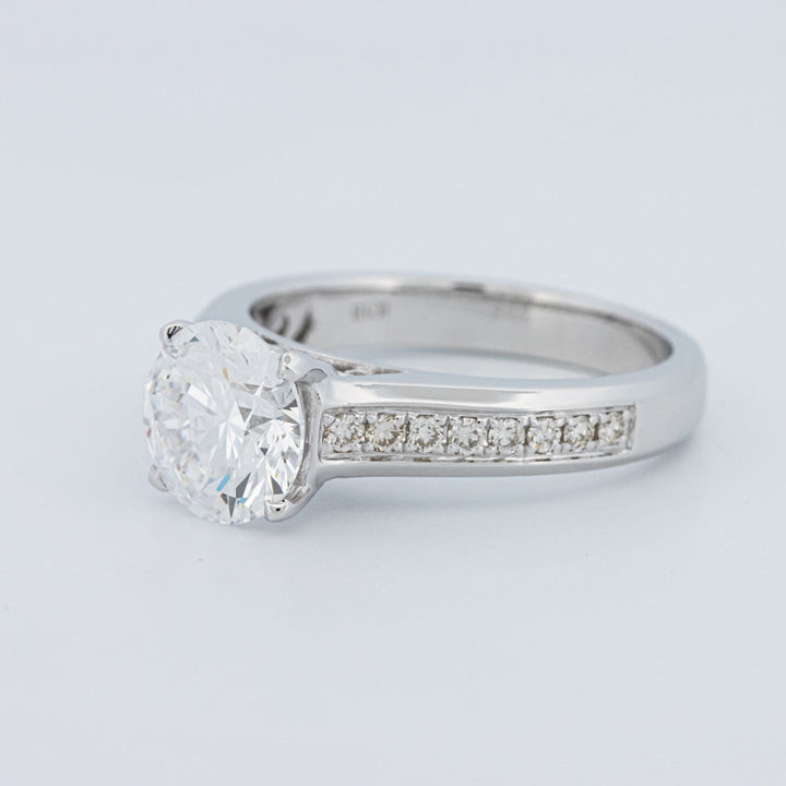 Round Cut Pavé Solitaire (LG)