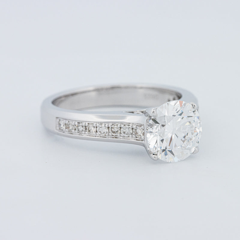 Round Cut Pavé Solitaire (LG)