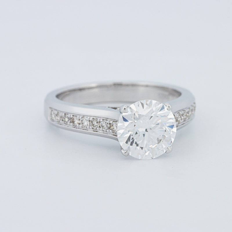 Round Cut Pavé Solitaire (LG)