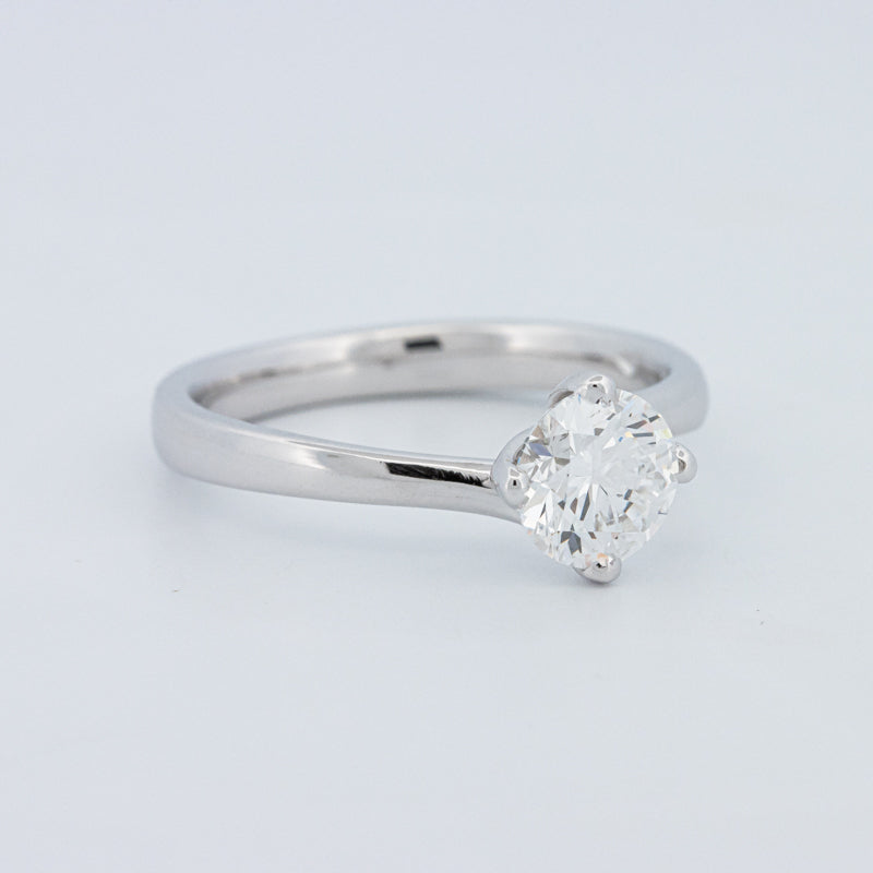 Round Cut Twist Band Solitaire (LG)