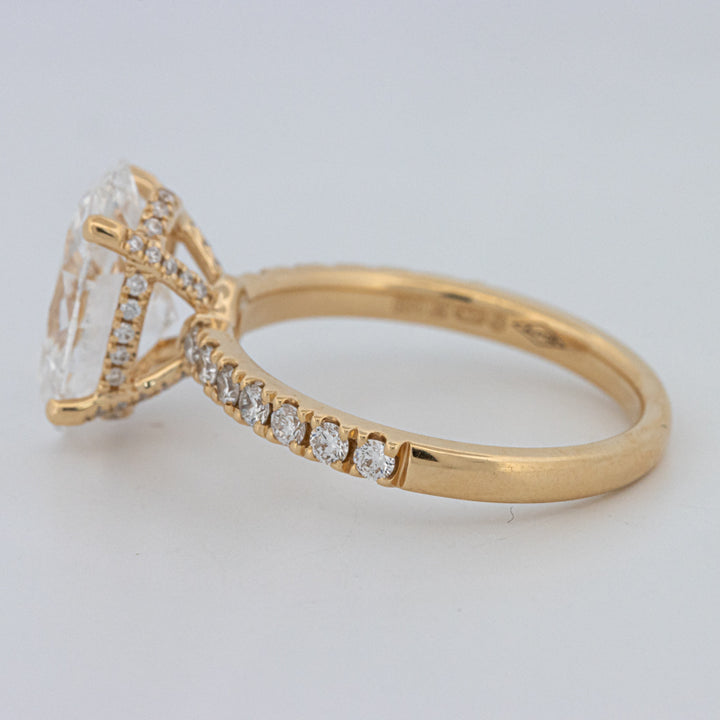 3 CT "Basket" Ovaal Geslepen Under-Halo Pavé Ring (LG)