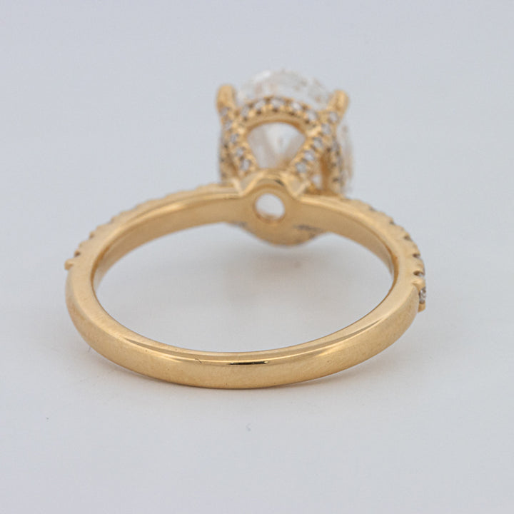 3 CT "Basket" Ovaal Geslepen Under-Halo Pavé Ring (LG)