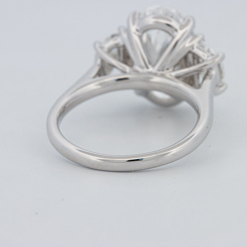5 CT "Moonlight" Ovale Trilogy Ring (LG)