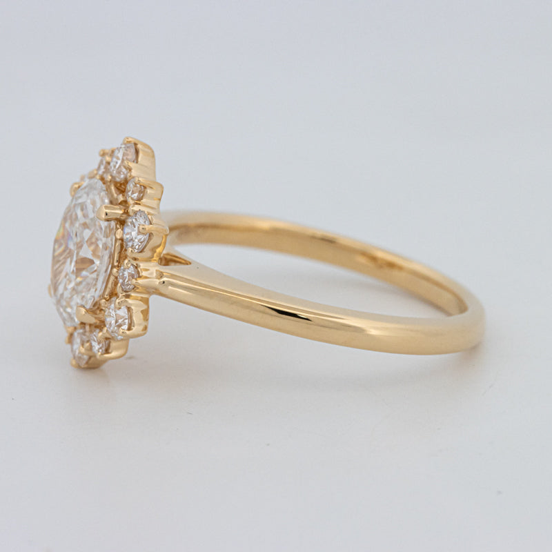 1 CT Oval "Calista" Ring (LG)