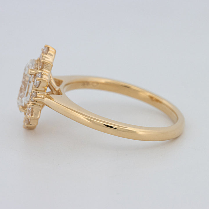 1 CT Oval "Calista" Ring (LG)