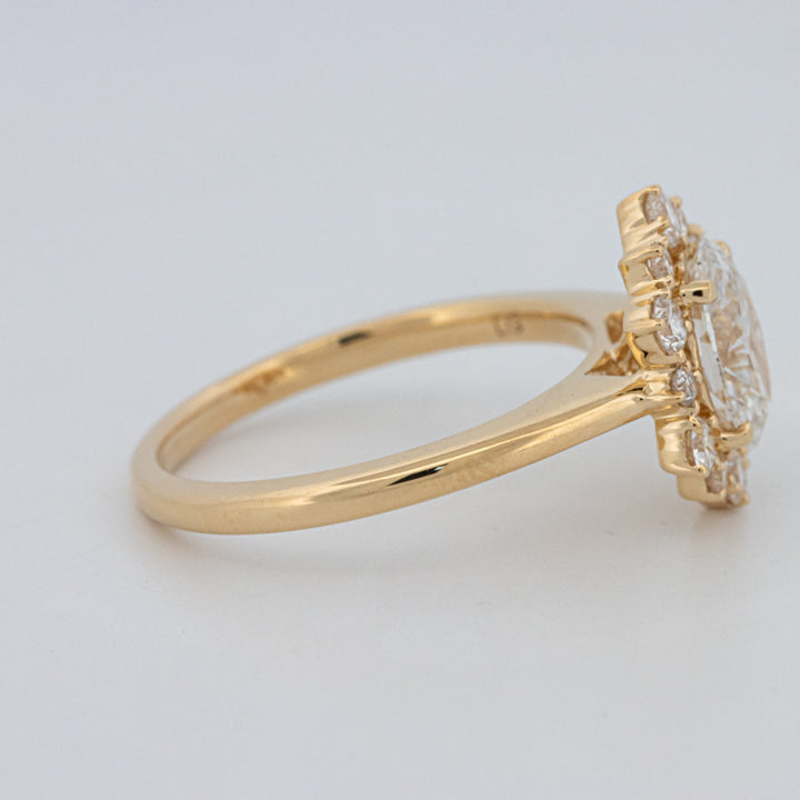1 CT Oval "Calista" Ring (LG)