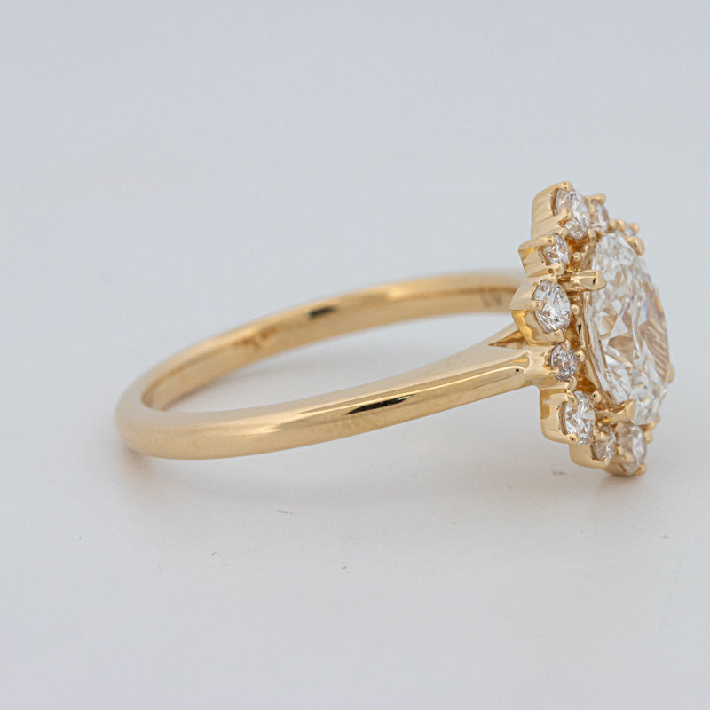 1 CT Oval "Calista" Ring (LG)