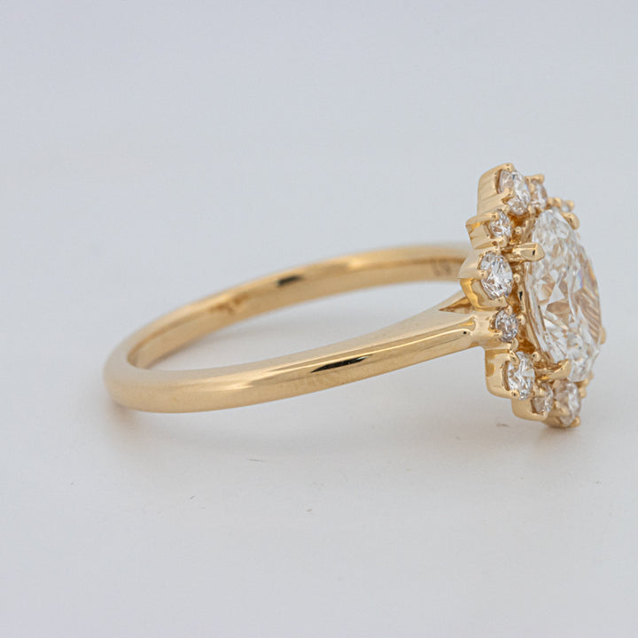 1 CT Oval "Calista" Ring (LG)