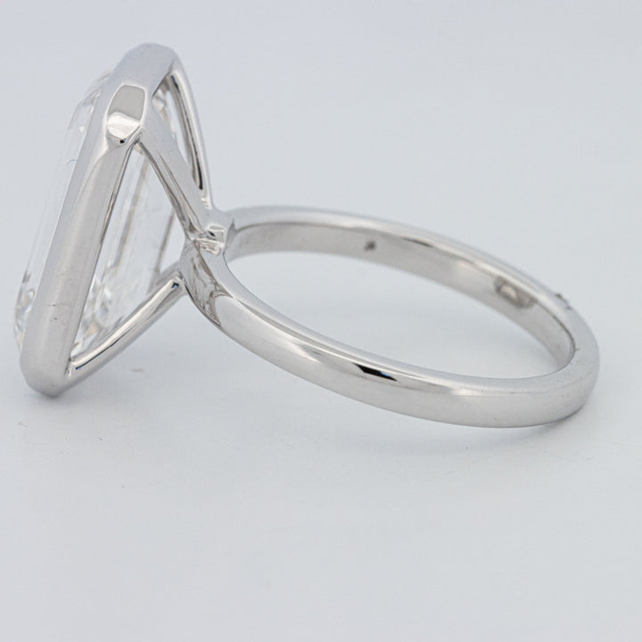 Solitário de 7.12 CT com Esmeralda Corte Bezel Setted (LG)
