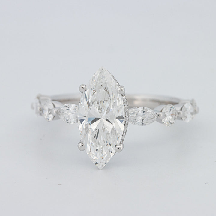 1,57 CT Marquise Cut Under-Halo Pavé Solitaire (LG)