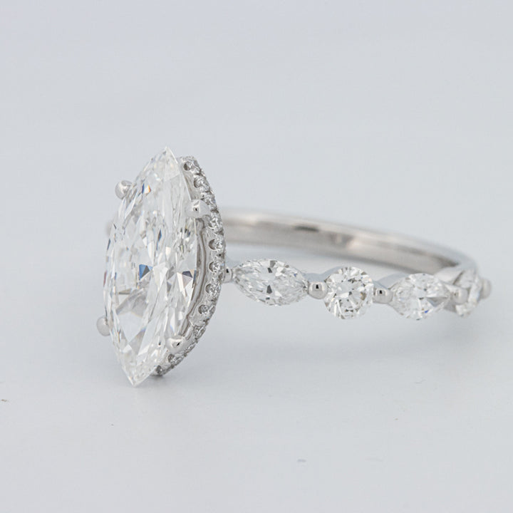 1,57 CT Marquise Cut Under-Halo Pavé Solitaire (LG)