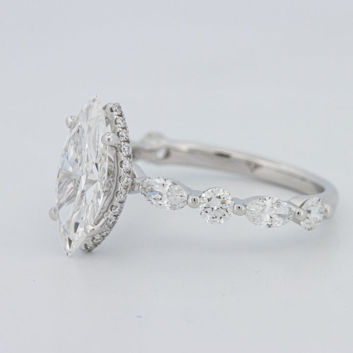 1,57 CT Marquise Cut Under-Halo Pavé Solitaire (LG)