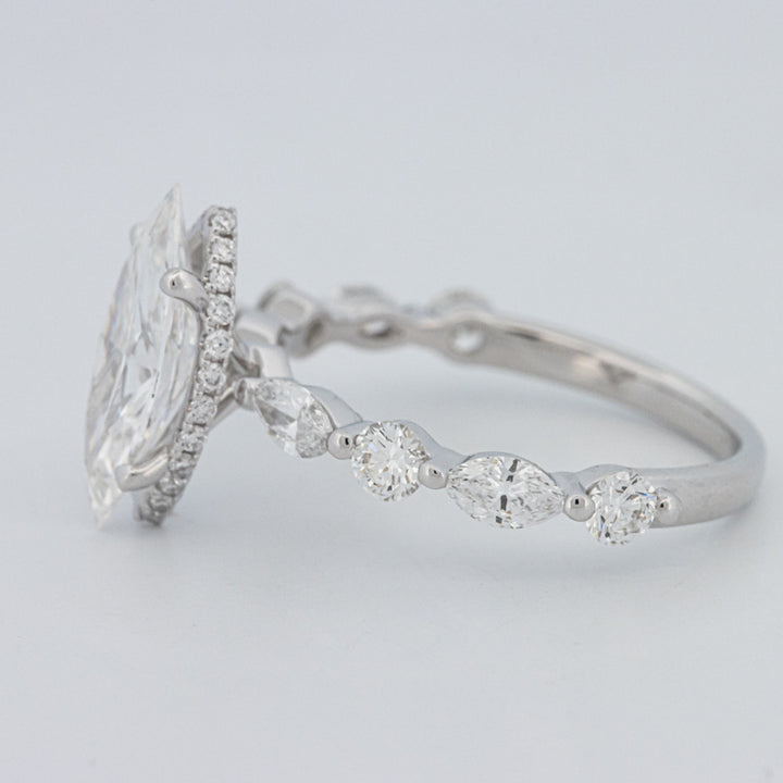 1,57 CT Marquise Cut Under-Halo Pavé Solitaire (LG)