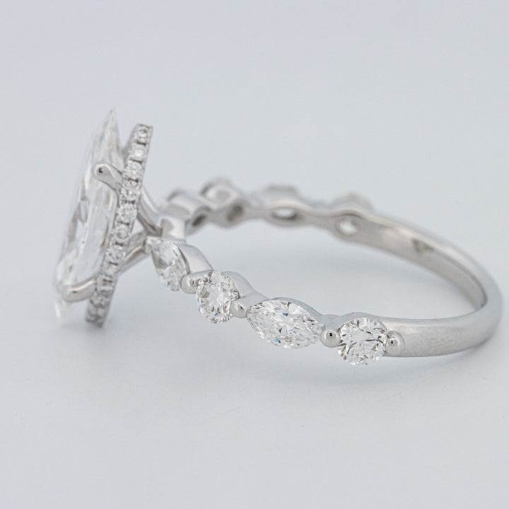 1,57 CT Marquise Cut Under-Halo Pavé Solitaire (LG)